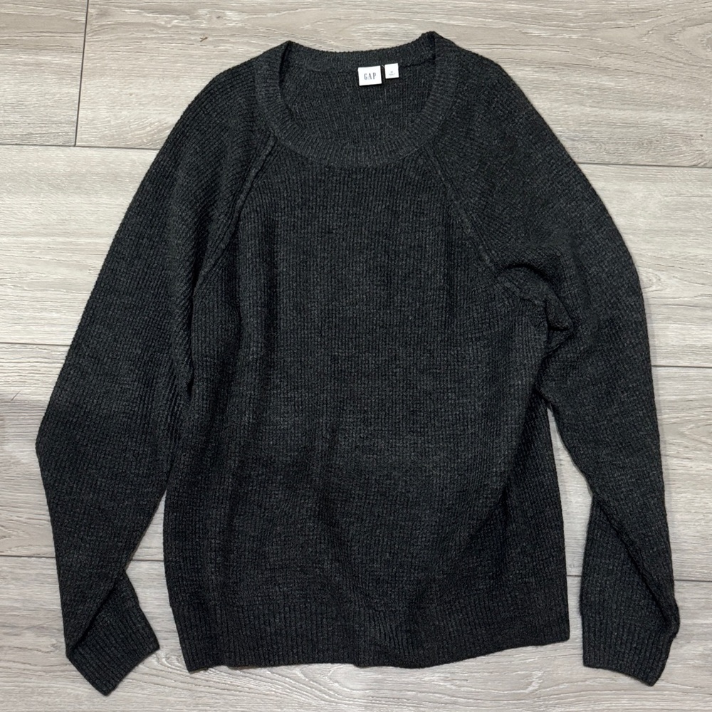 GAP Women's Charcoal Crew Neck Sweater